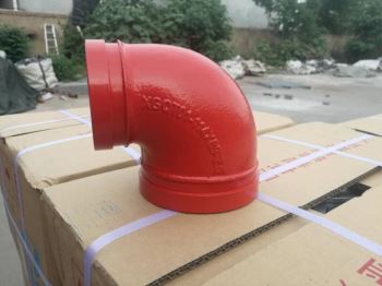 不锈钢材质的给水沟槽管件